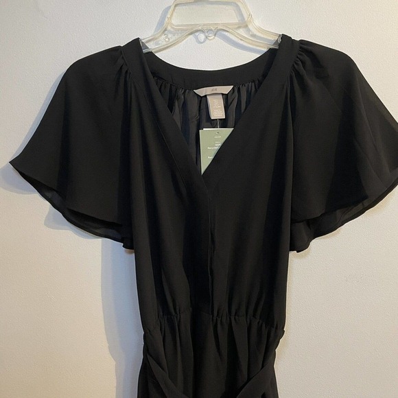 H&M Small Chiffon Dress Black Short Sleeve V-Neck Classic Party Going Ou… - Picture 4 of 9